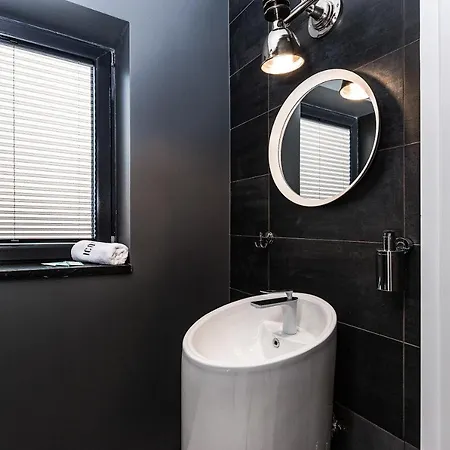 Aparthotel Icon